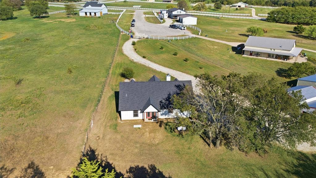 71 COUNTY RD 1266, Whitesboro, TX 76273