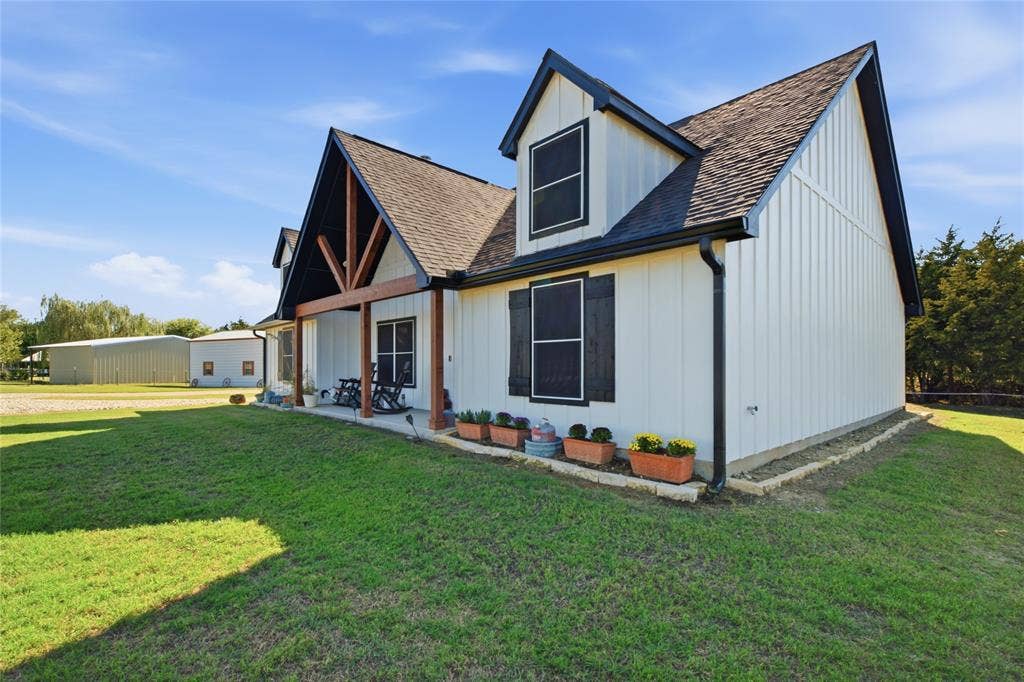 71 COUNTY RD 1266, Whitesboro, TX 76273