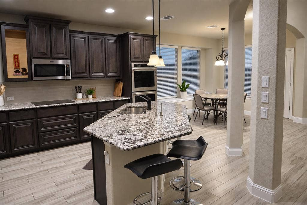 2122 Victoria Lane, Princeton, TX 75407