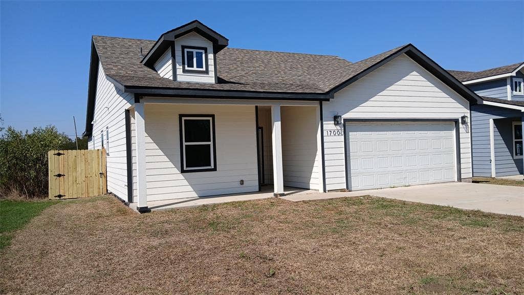 1700 E 10TH Avenue, Corsicana, TX 75110