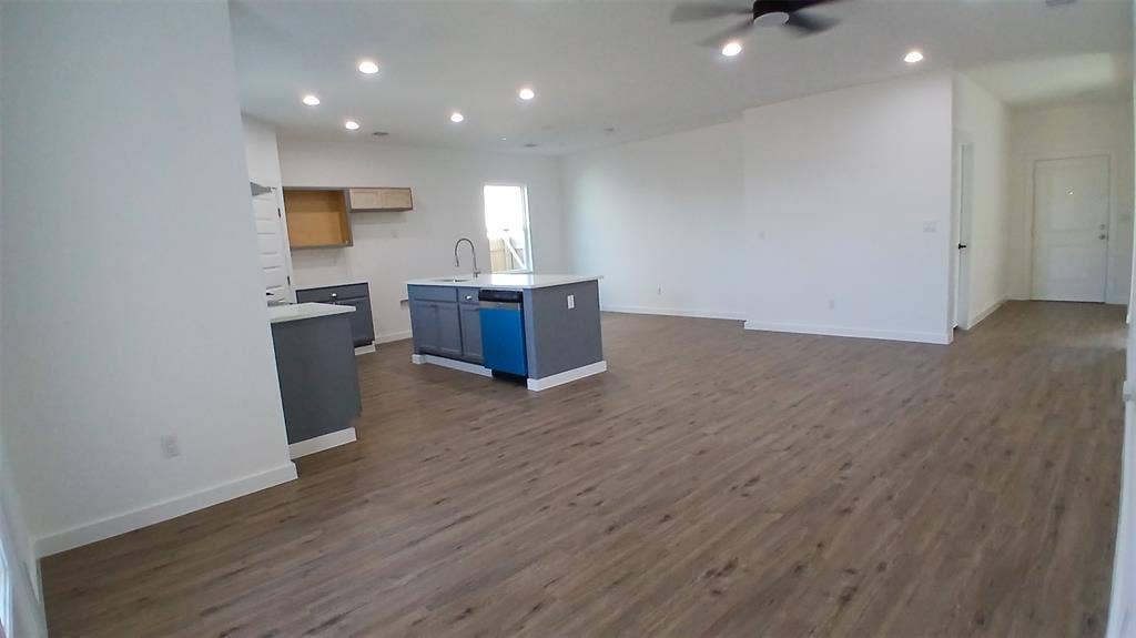 1700 E 10TH Avenue, Corsicana, TX 75110
