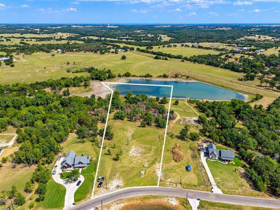 Property photo for 293 Zebrastone Way, Poolville, TX