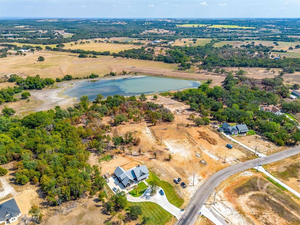 293 Zebrastone Way, Poolville, TX 76487