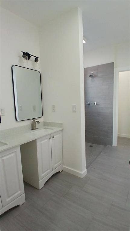 1704 E 10TH Avenue, Corsicana, TX 75110