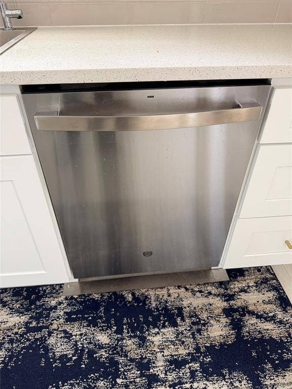 1362 Chinaberry Drive, Lewisville, TX 75077 Dishwasher