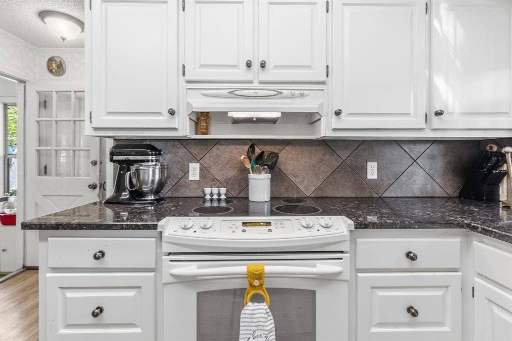 703 Private Road 3141, Greenville, TX 75402 703 Private Road 3141, Greenville, TX 75402