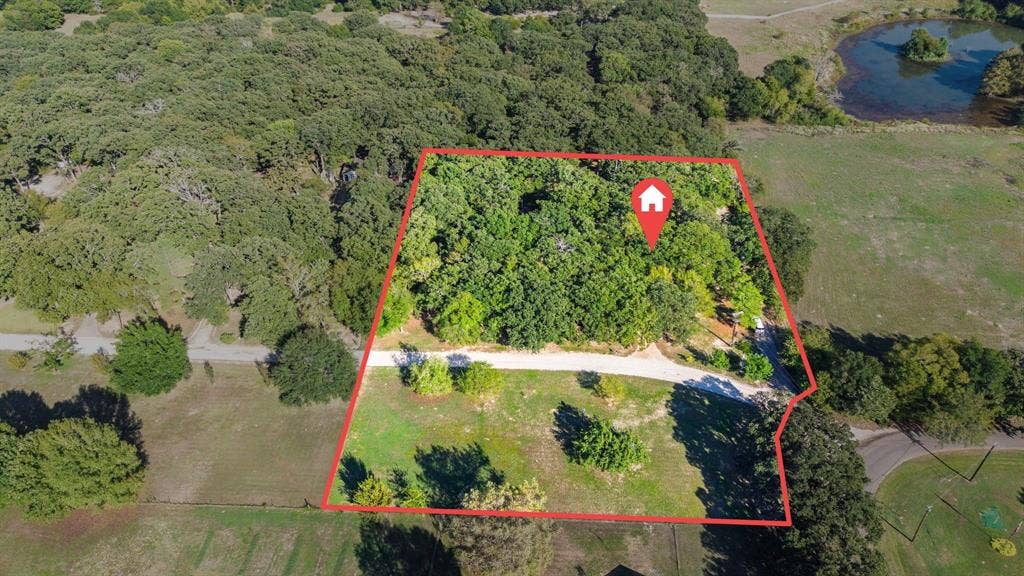 703 Private Road 3141, Greenville, TX 75402 703 Private Road 3141, Greenville, TX 75402