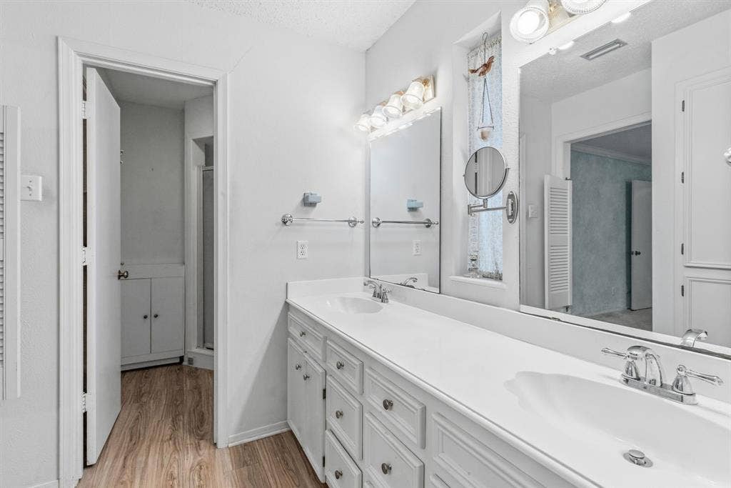 703 Private Road 3141, Greenville, TX 75402 703 Private Road 3141, Greenville, TX 75402