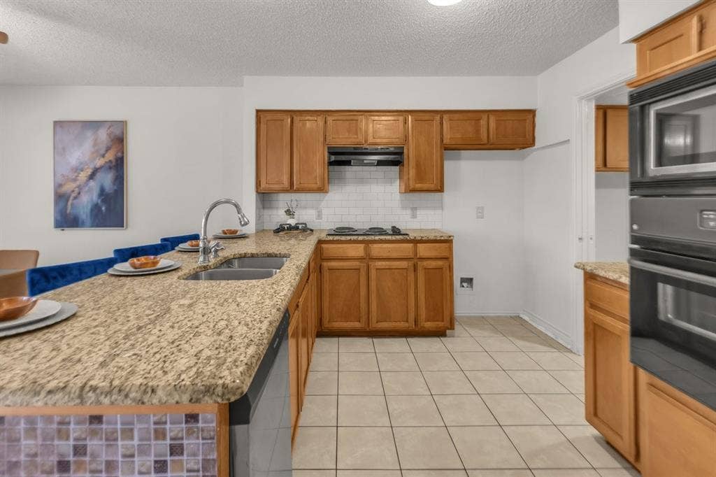 554 Briarcliff Drive, Garland, TX 75043