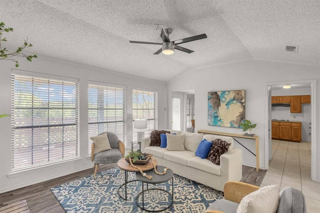 554 Briarcliff Drive, Garland, TX 75043