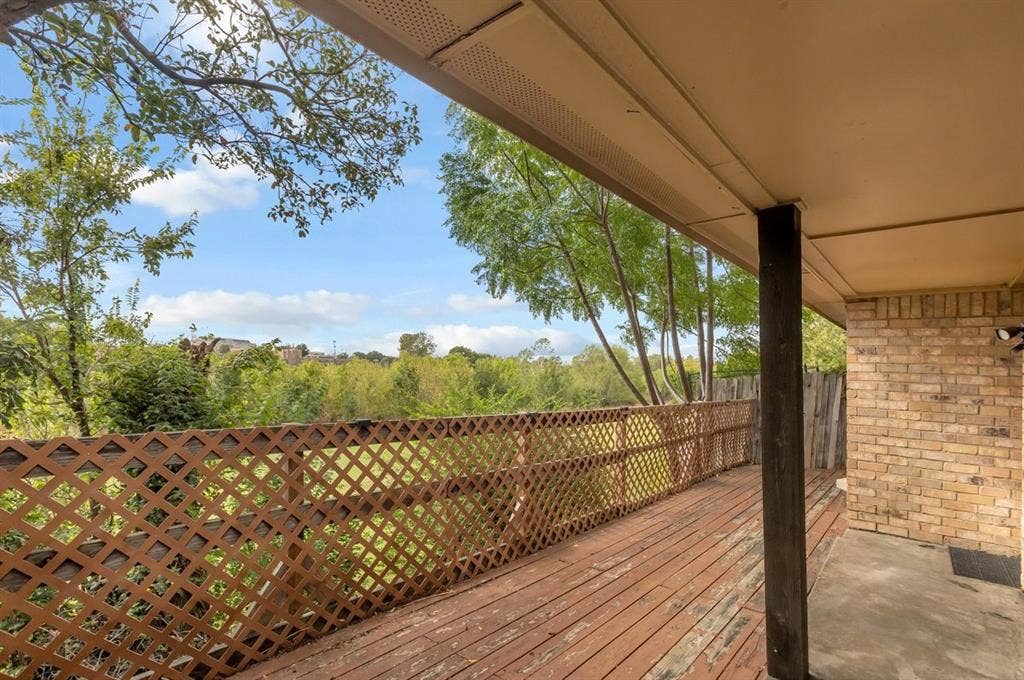 554 Briarcliff Drive, Garland, TX 75043