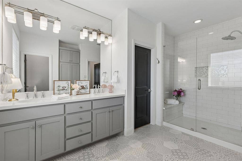 Upstairs Primary Bath- Oversized Shower