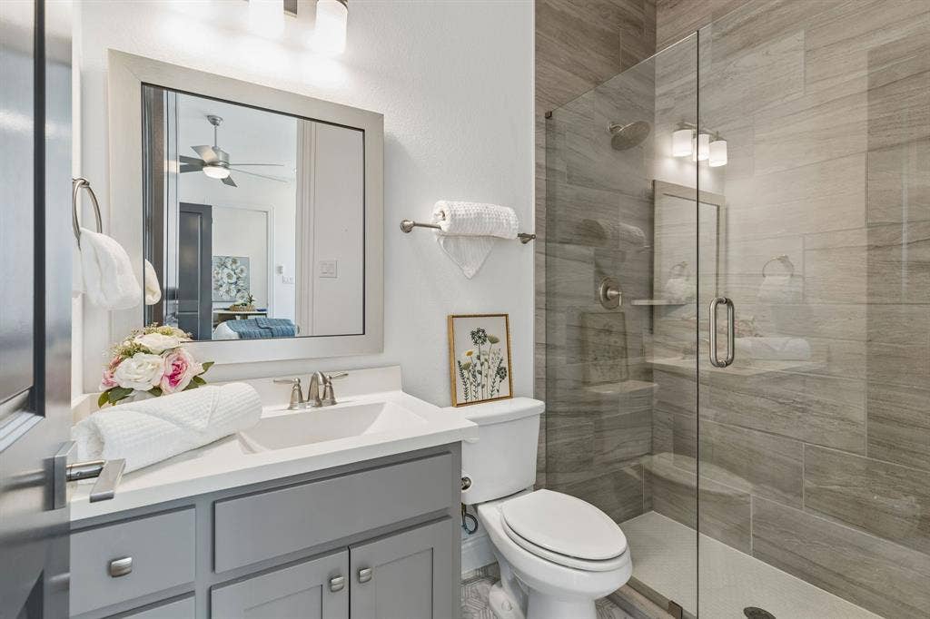 In-law suite Bath, oversized walk in shower