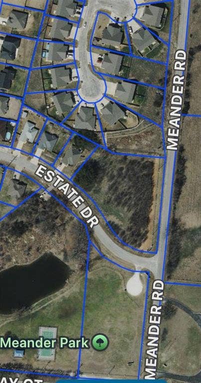 Aerial Map. Displaying property boundaries and road designations for the area including Estate Drive and Meander Road