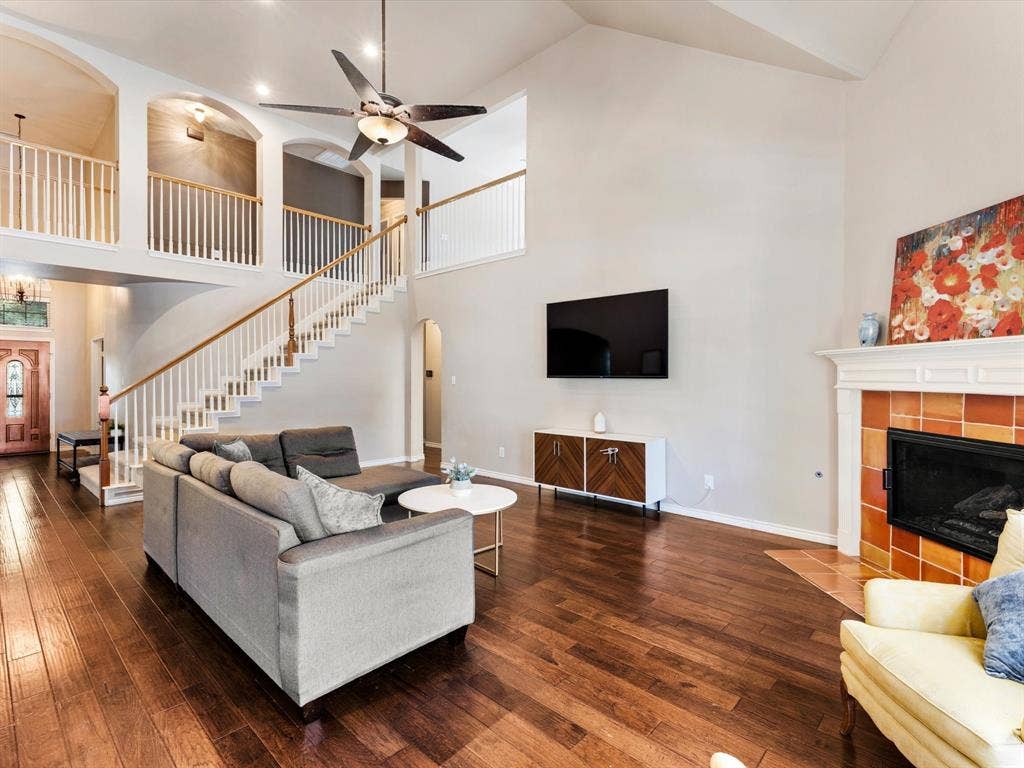 809 Stanford Drive, Murphy, TX 75094 809 Stanford Drive, Murphy, TX 75094