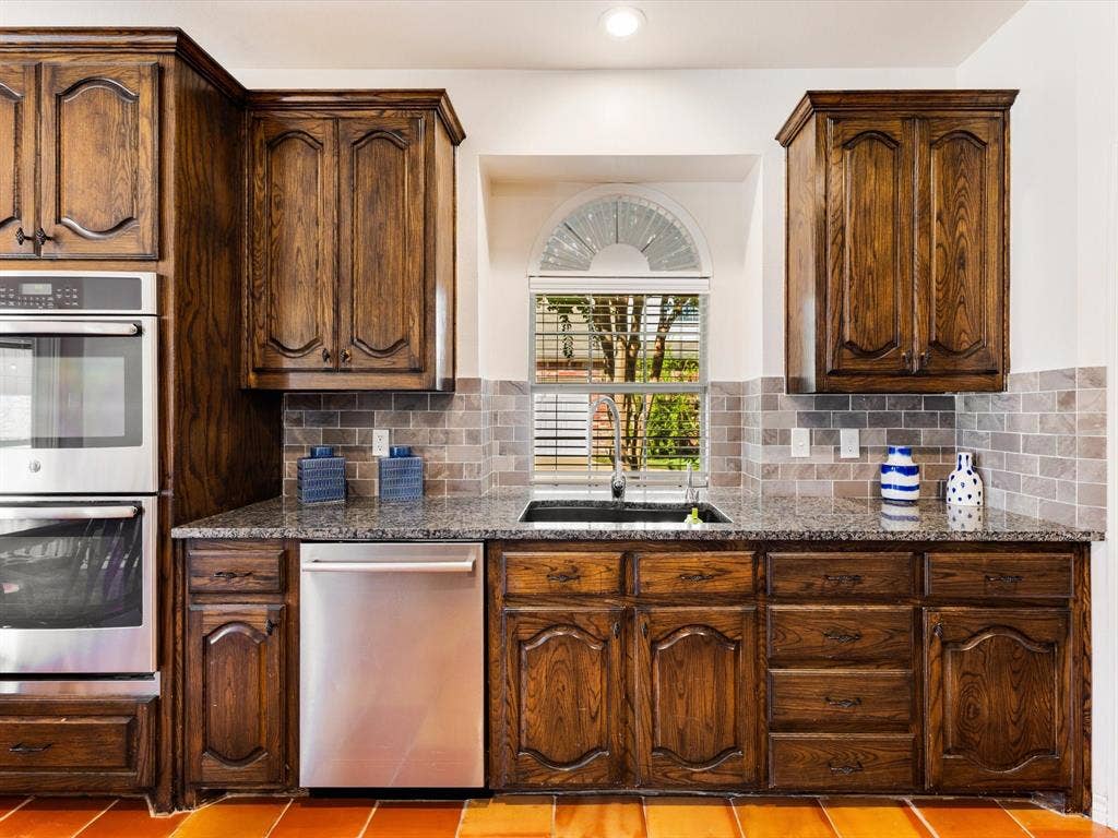 809 Stanford Drive, Murphy, TX 75094 809 Stanford Drive, Murphy, TX 75094