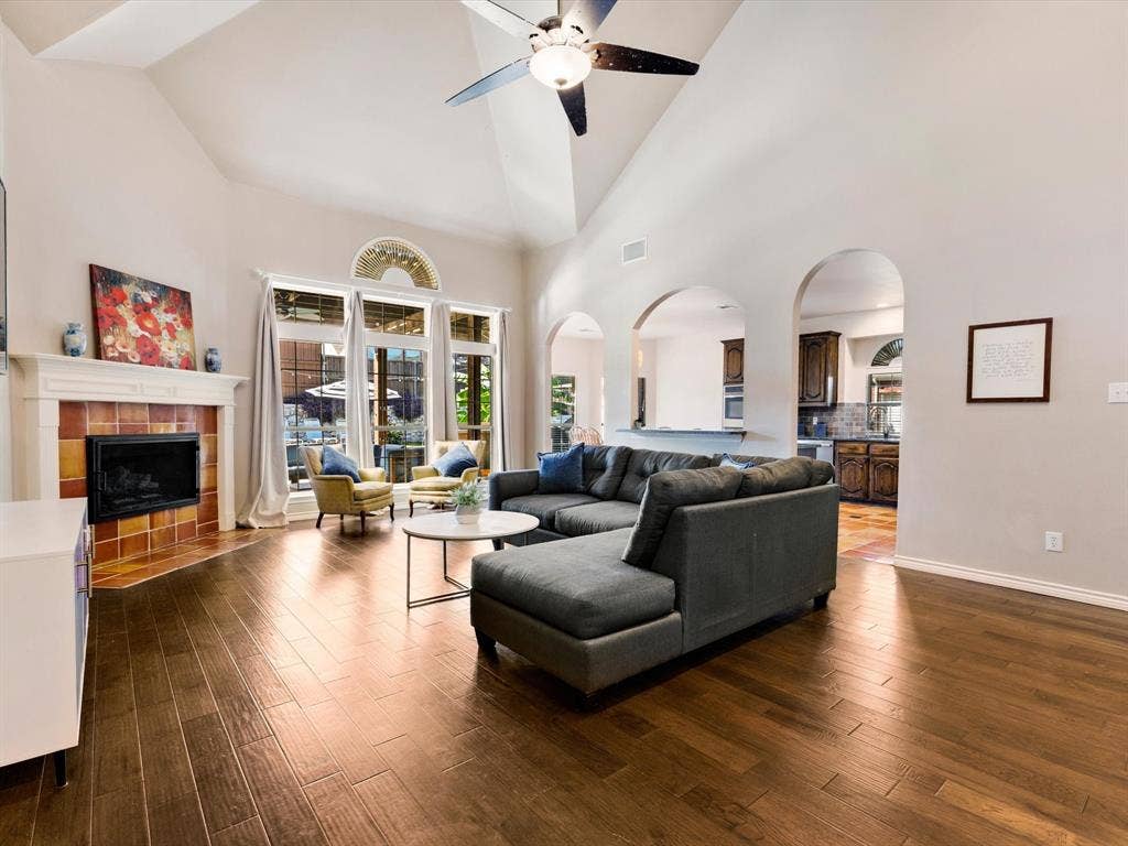 809 Stanford Drive, Murphy, TX 75094 809 Stanford Drive, Murphy, TX 75094