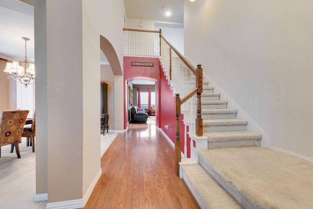 6011 Crestridge Lane, Sachse, TX 75048
