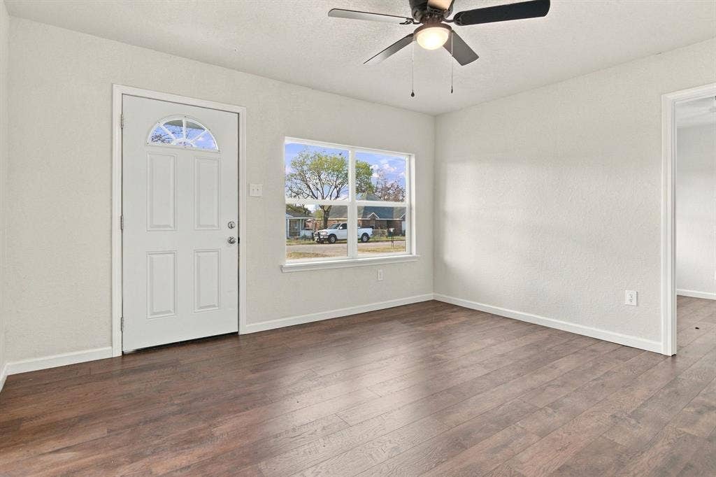 8814 Spaugh Court, White Settlement, TX 76108