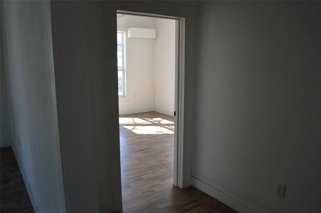1613 Jones Street, Greenville, TX 75401 1613 Jones Street, Greenville, TX 75401
