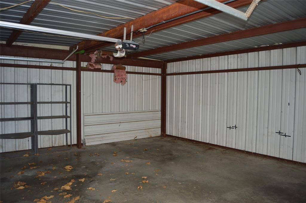 1613 Jones Street, Greenville, TX 75401 Interior view
