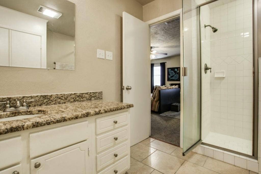 3801 Eugene Court N, Irving, TX 75062 3801 Eugene Court N, Irving, TX 75062
