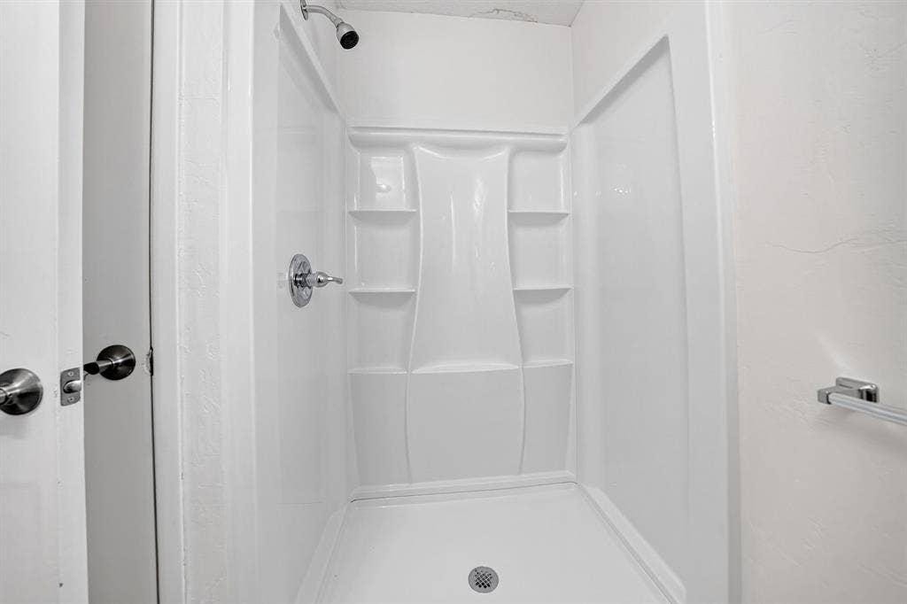 2127 Versailles Drive, Carrollton, TX 75007