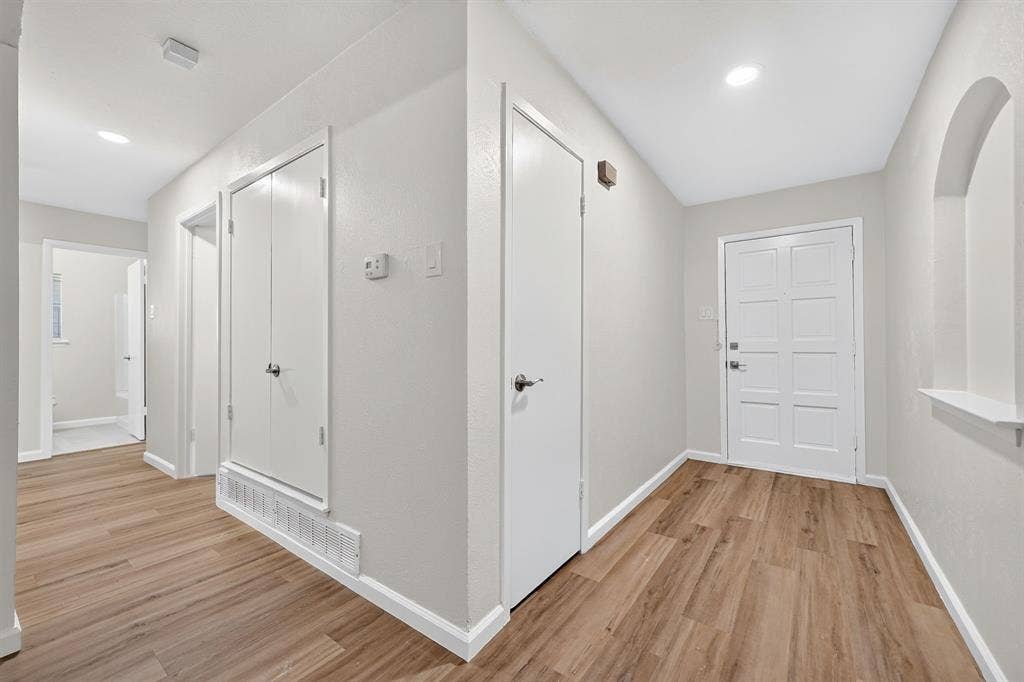 2127 Versailles Drive, Carrollton, TX 75007