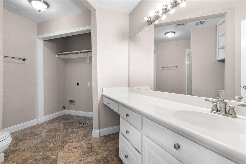 1315 Chapel Downs Road, Waco, TX 76712 1315 Chapel Downs Road, Waco, TX 76712
