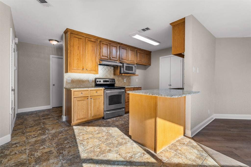 1315 Chapel Downs Road, Waco, TX 76712 1315 Chapel Downs Road, Waco, TX 76712