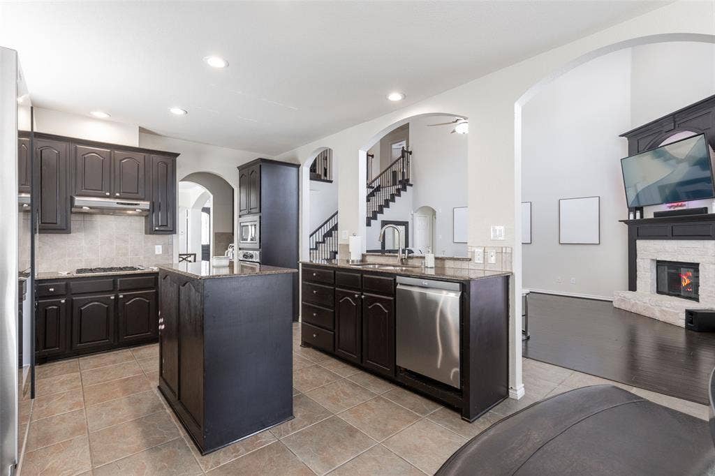 10206 Broadmoor Lane, Rowlett, TX 75089 10206 Broadmoor Lane, Rowlett, TX 75089