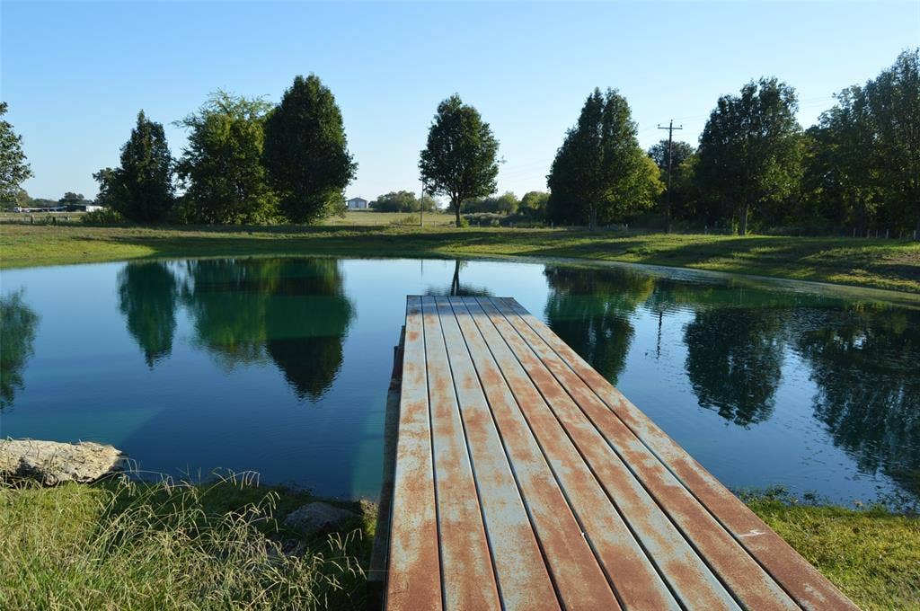 3345 County Road 1125, Farmersville, TX 75442 Enjoy your pond and dock