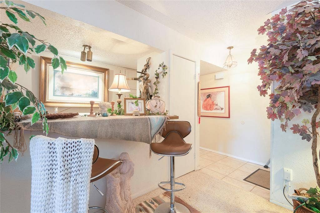 1909 Linda Lane, Richardson, TX 75081 1909 Linda Lane, Richardson, TX 75081