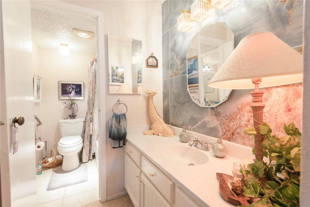 1909 Linda Lane, Richardson, TX 75081 1909 Linda Lane, Richardson, TX 75081
