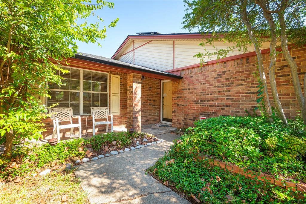 1909 Linda Lane, Richardson, TX 75081 1909 Linda Lane, Richardson, TX 75081