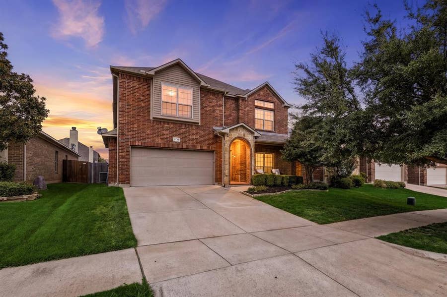 Property photo for 3132 Buckthorn Lane, Denton, TX