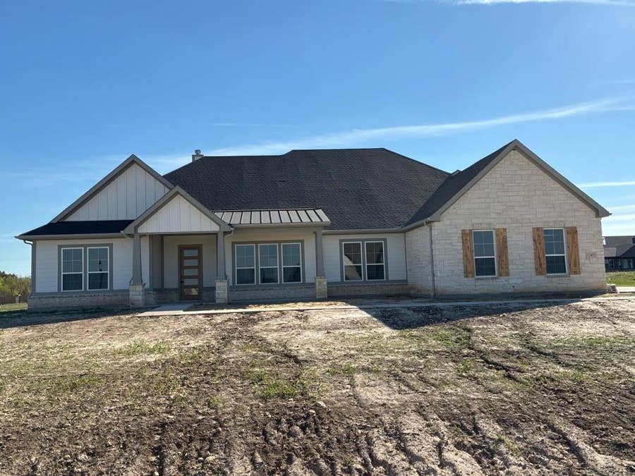 Property photo for 12405 Crystal Drive, Krum, TX