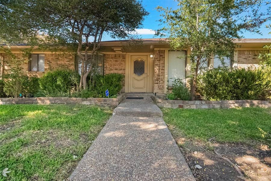 Property photo for 1911 E Branch Hollow Drive, Carrollton, TX