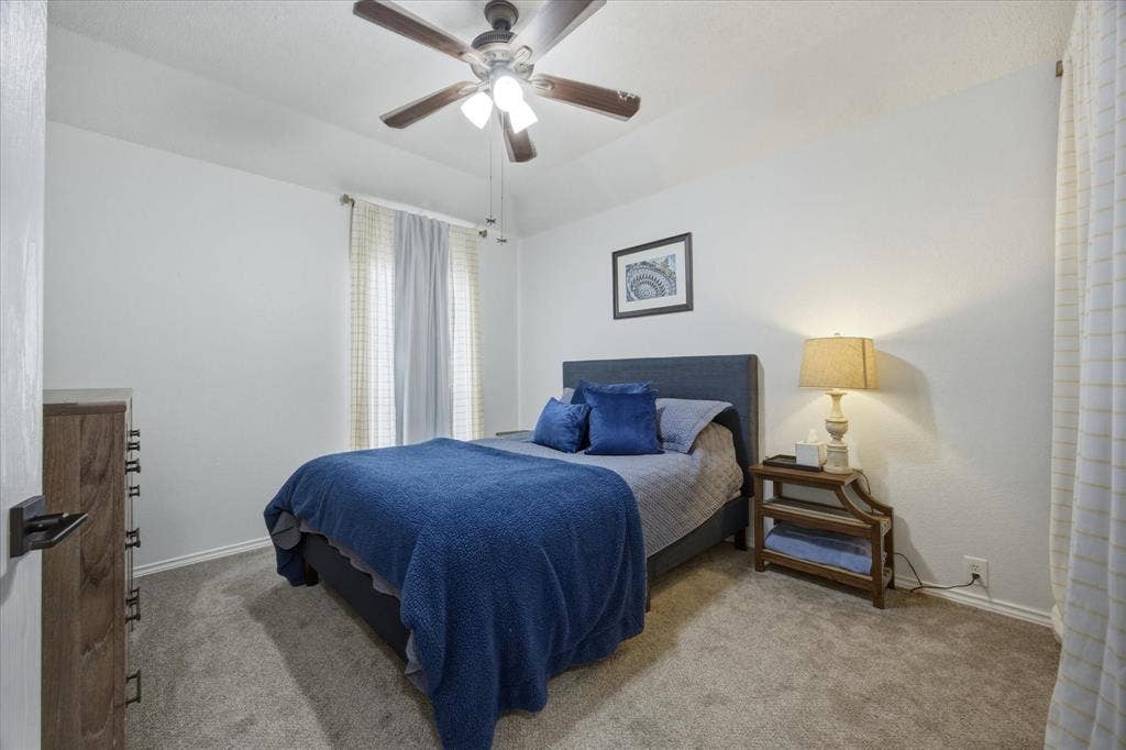 322 Sweet Leaf Lane, Lake Dallas, TX 75065 322 Sweet Leaf Lane, Lake Dallas, TX 75065
