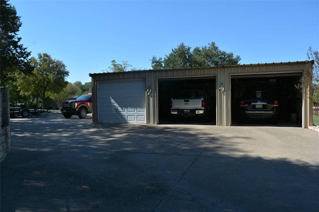 298 County Road 1700, Clifton, TX 76634
