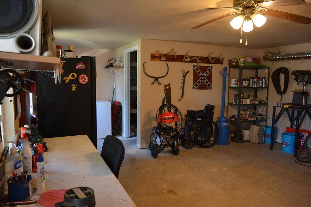 298 County Road 1700, Clifton, TX 76634