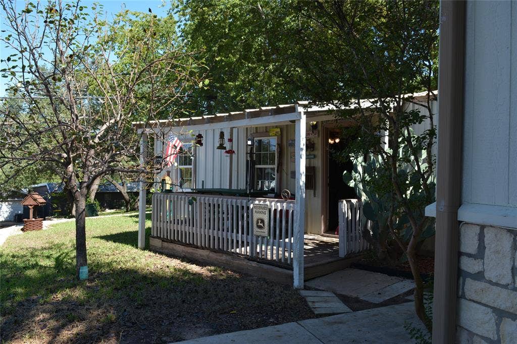 298 County Road 1700, Clifton, TX 76634