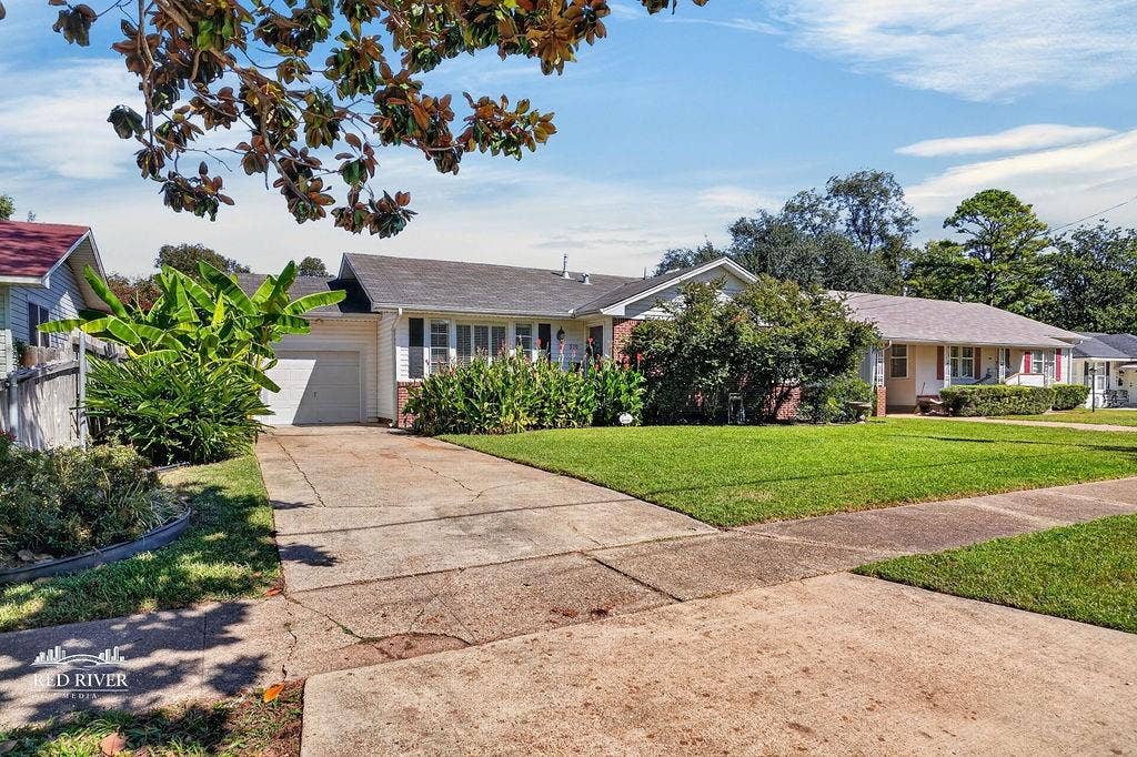 370 Carrollton Avenue, Shreveport, LA 71105