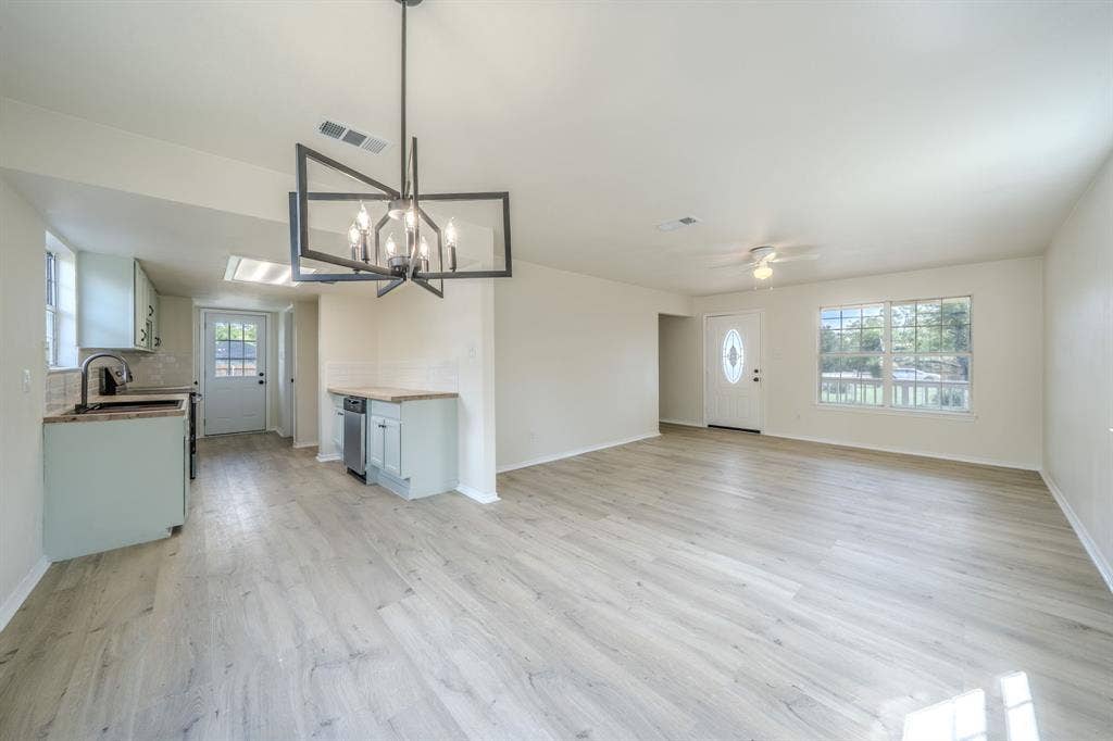 205 Chappell Street, Terrell, TX 75160 view from Dining Area
