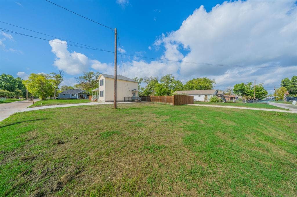 205 Chappell Street, Terrell, TX 75160 205 Chappell Street, Terrell, TX 75160