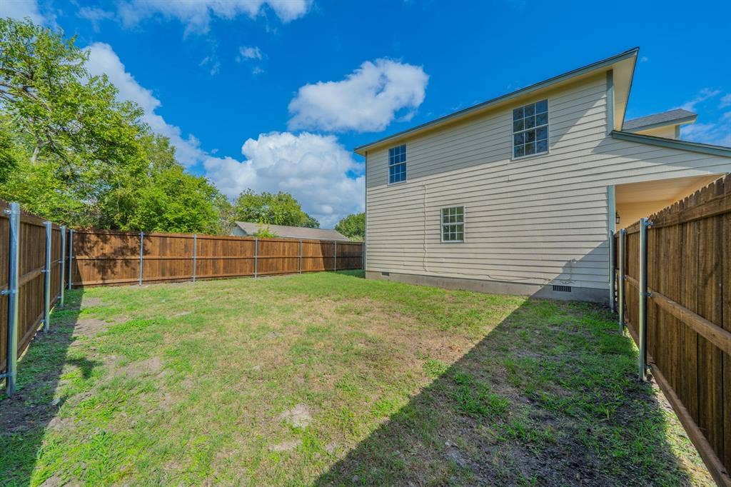 205 Chappell Street, Terrell, TX 75160 205 Chappell Street, Terrell, TX 75160
