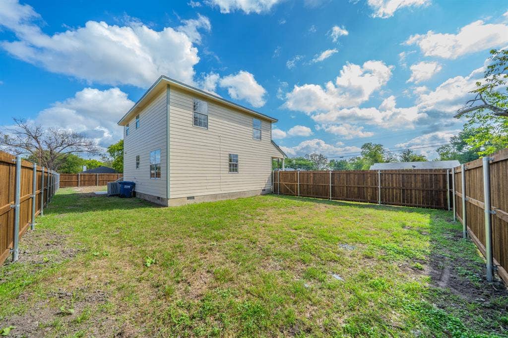 205 Chappell Street, Terrell, TX 75160 205 Chappell Street, Terrell, TX 75160
