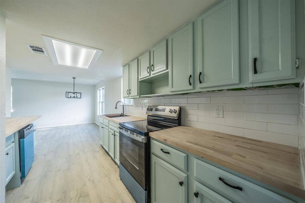 205 Chappell Street, Terrell, TX 75160 205 Chappell Street, Terrell, TX 75160