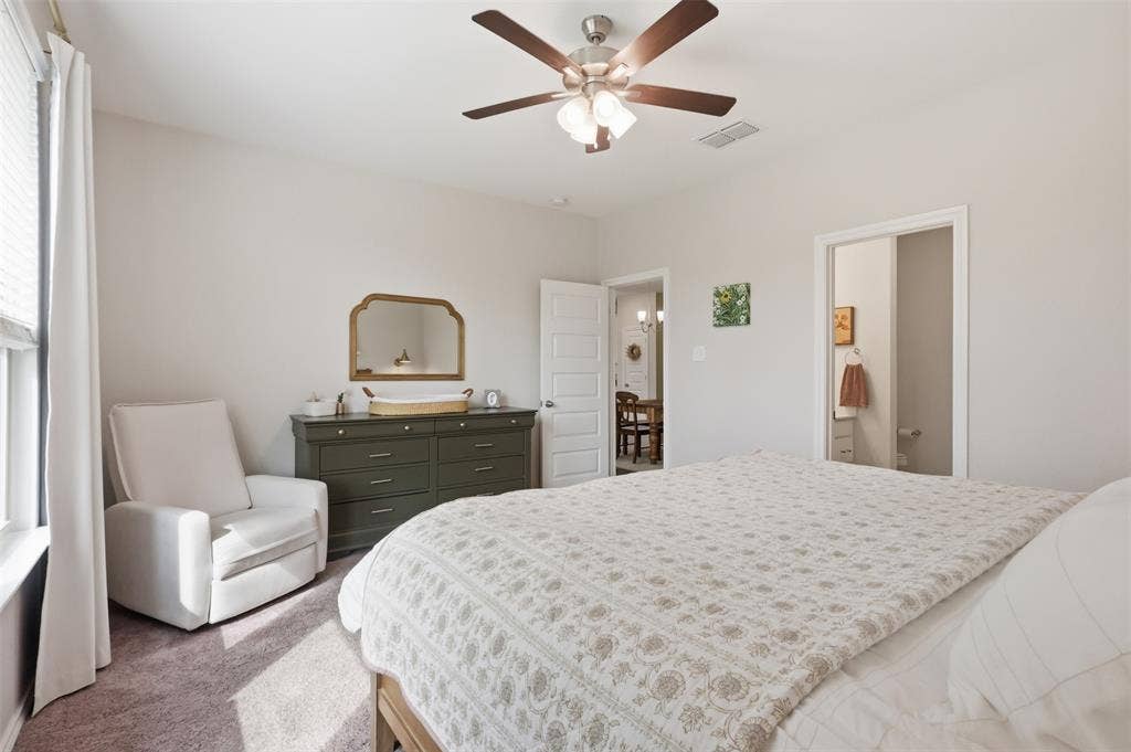 8209 Tomcat Trail, Godley, TX 76044