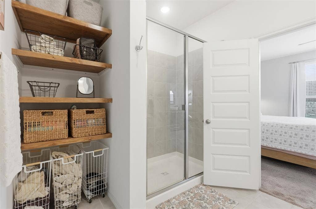 8209 Tomcat Trail, Godley, TX 76044
